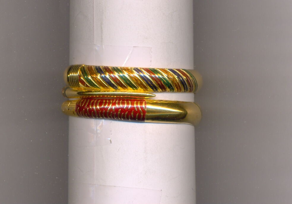 GOLD BANGLE PLAIN EXCLUSIVE