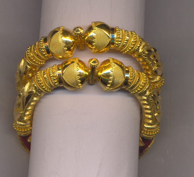 GOLD BANGLE PLAIN EXCLUSIVE