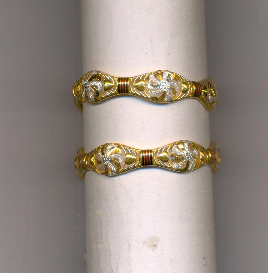 GOLD BANGLE PLAIN EXCLUSIVE