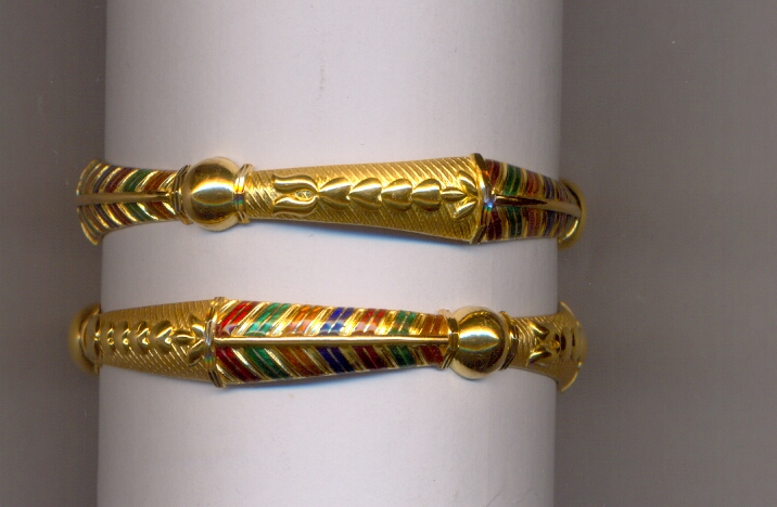 GOLD BANGLE PLAIN EXCLUSIVE