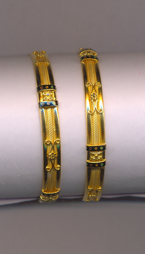 GOLD BANGLE PLAIN EXCLUSIVE