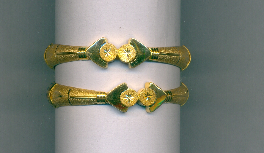 GOLD BANGLE PLAIN EXCLUSIVE