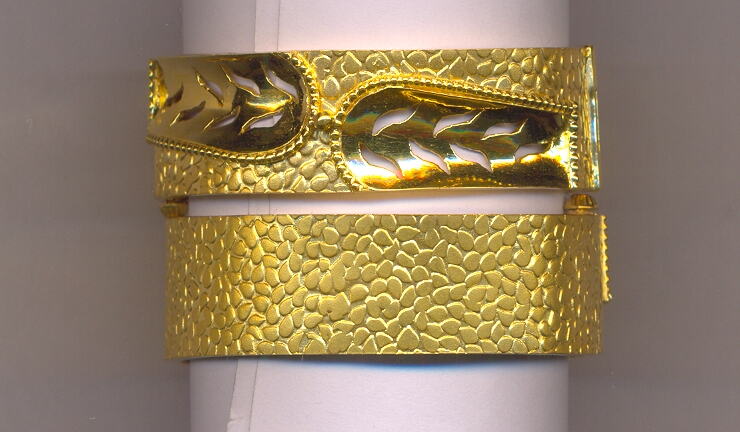 GOLD BANGLE PLAIN EXCLUSIVE