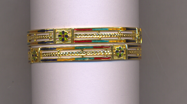 GOLD BANGLE PLAIN EXCLUSIVE