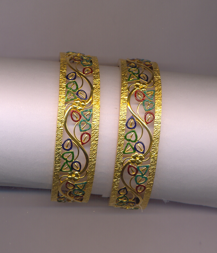 GOLD BANGLE PLAIN EXCLUSIVE