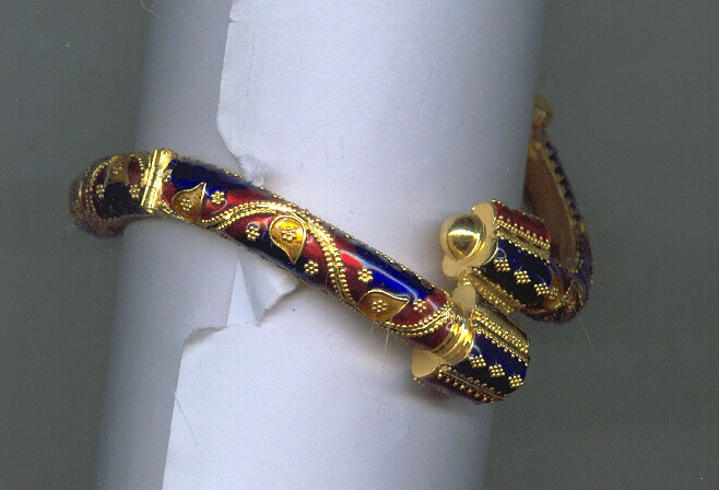 GOLD BANGLE PLAIN EXCLUSIVE