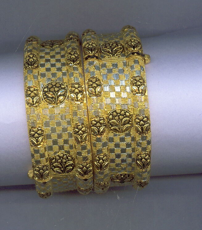 GOLD BANGLE PLAIN EXCLUSIVE