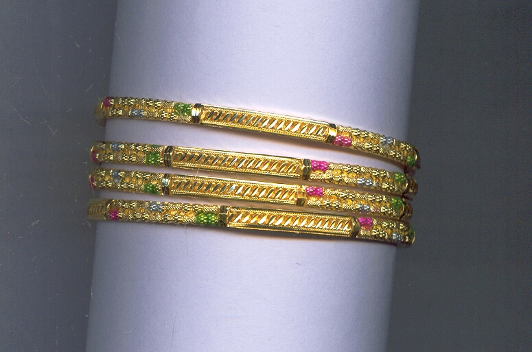 GOLD BANGLE PLAIN FANCY