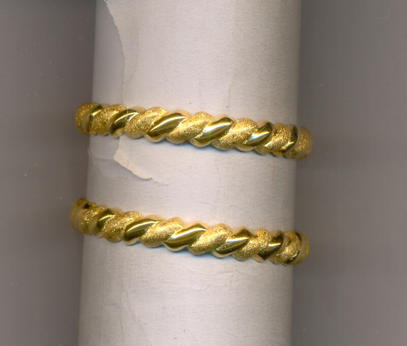 GOLD BANGLE PLAIN FANCY