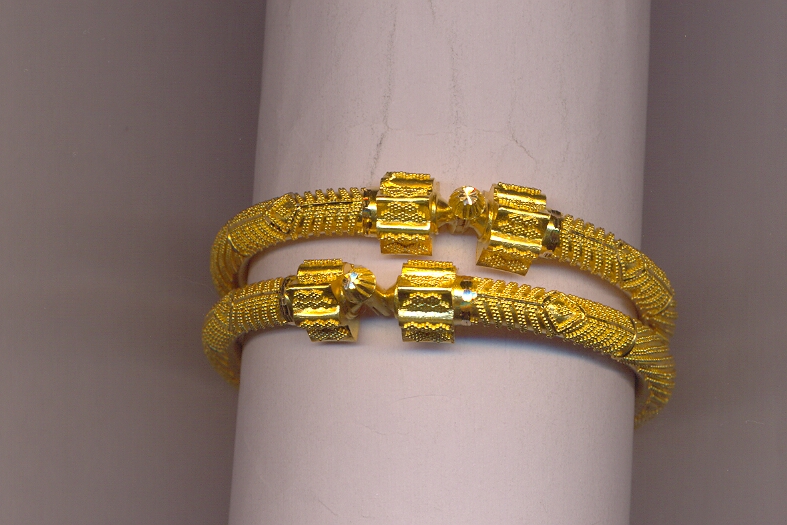 GOLD BANGLE PLAIN FANCY