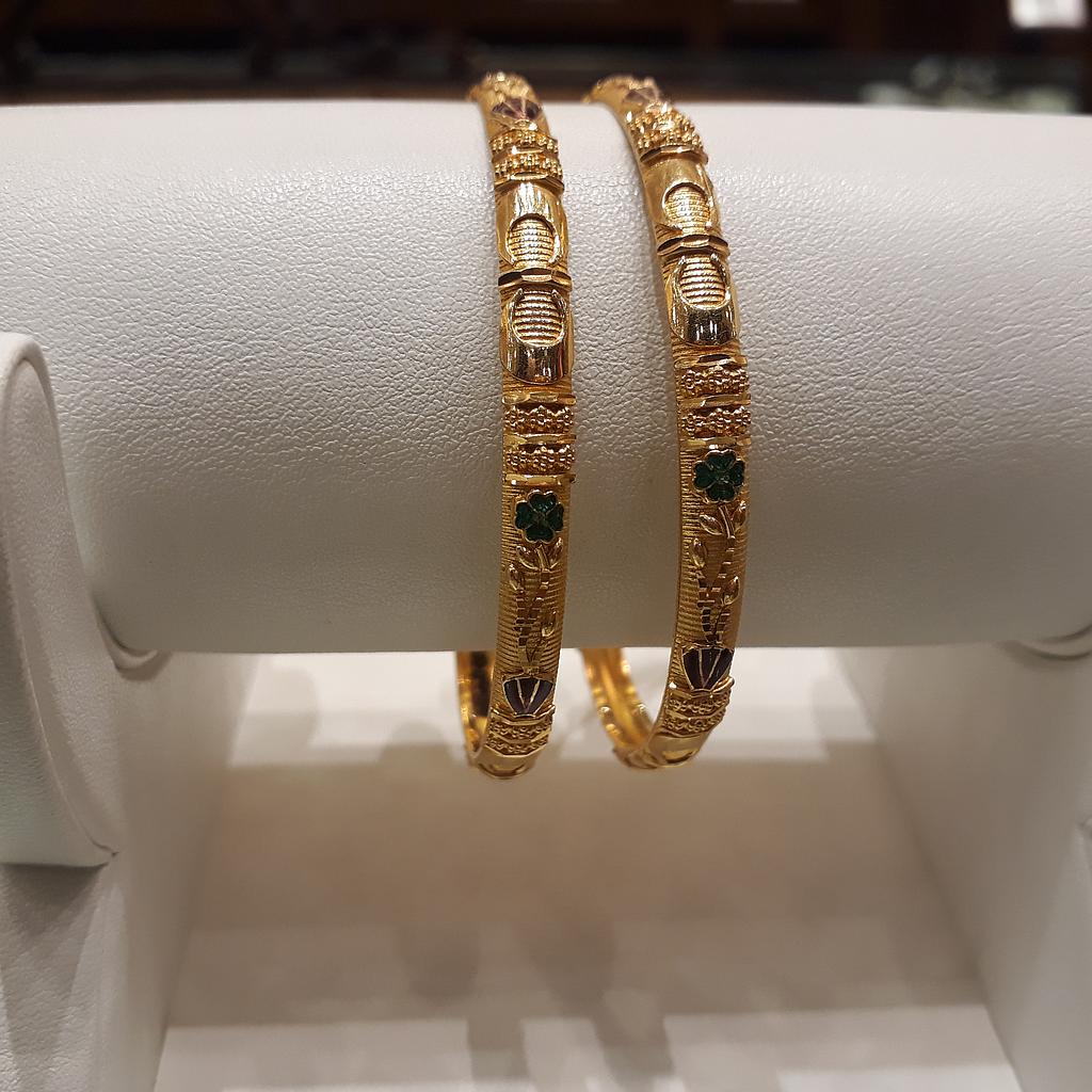 GOLD BANGLE