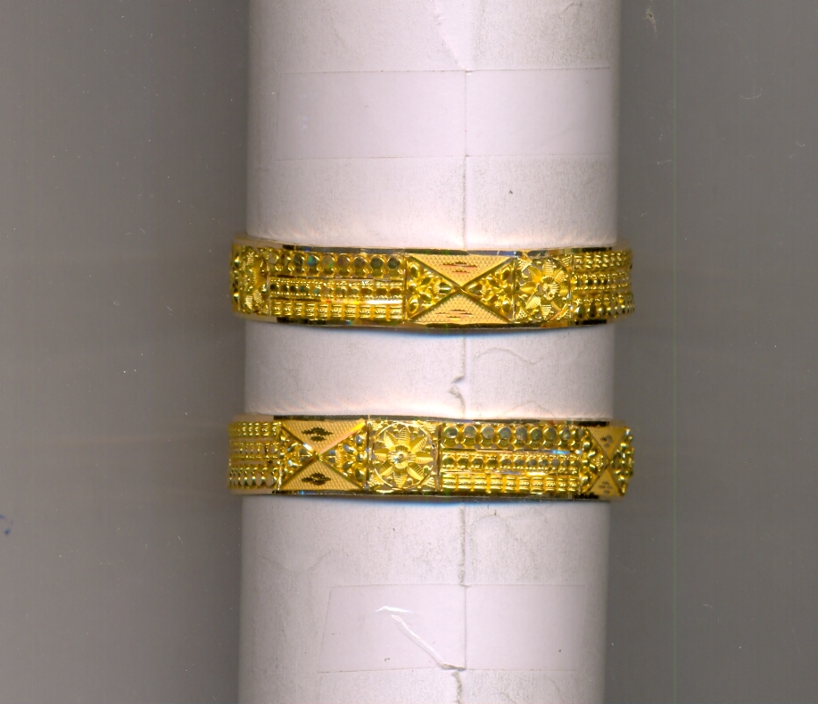 GOLD BANGLE PLAIN FANCY