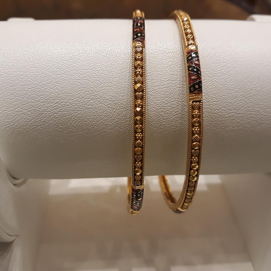 GOLD BANGLE