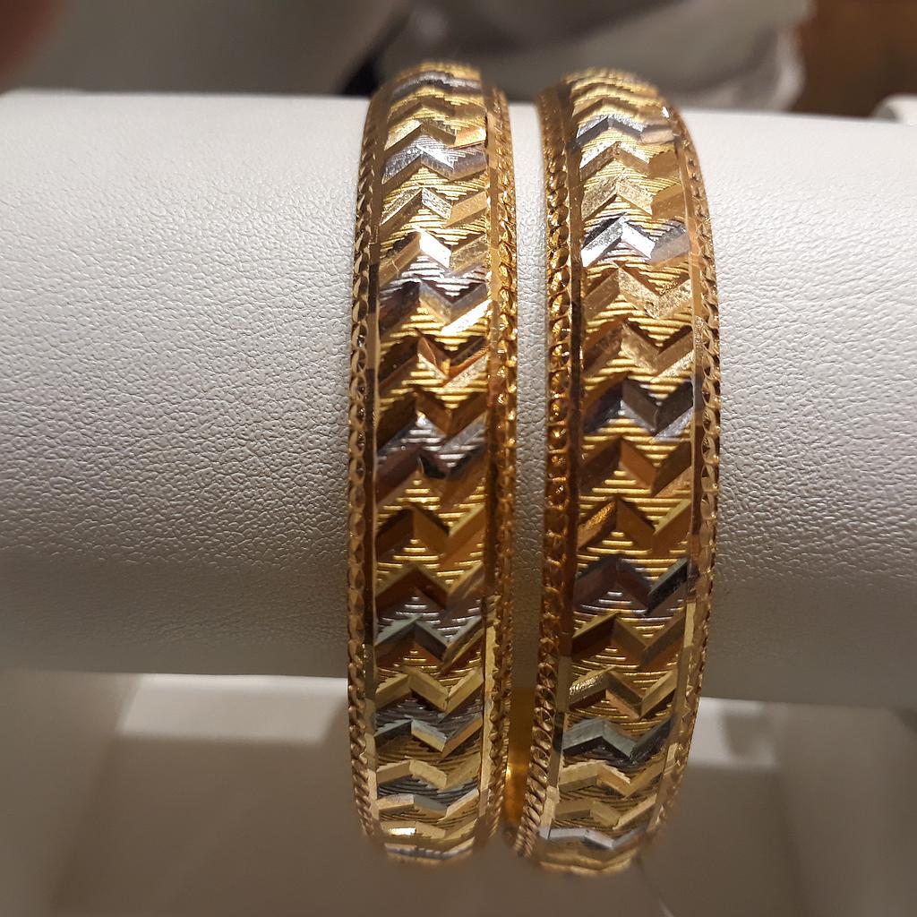 GOLD BANGLE PLAIN EXCLUSIVE