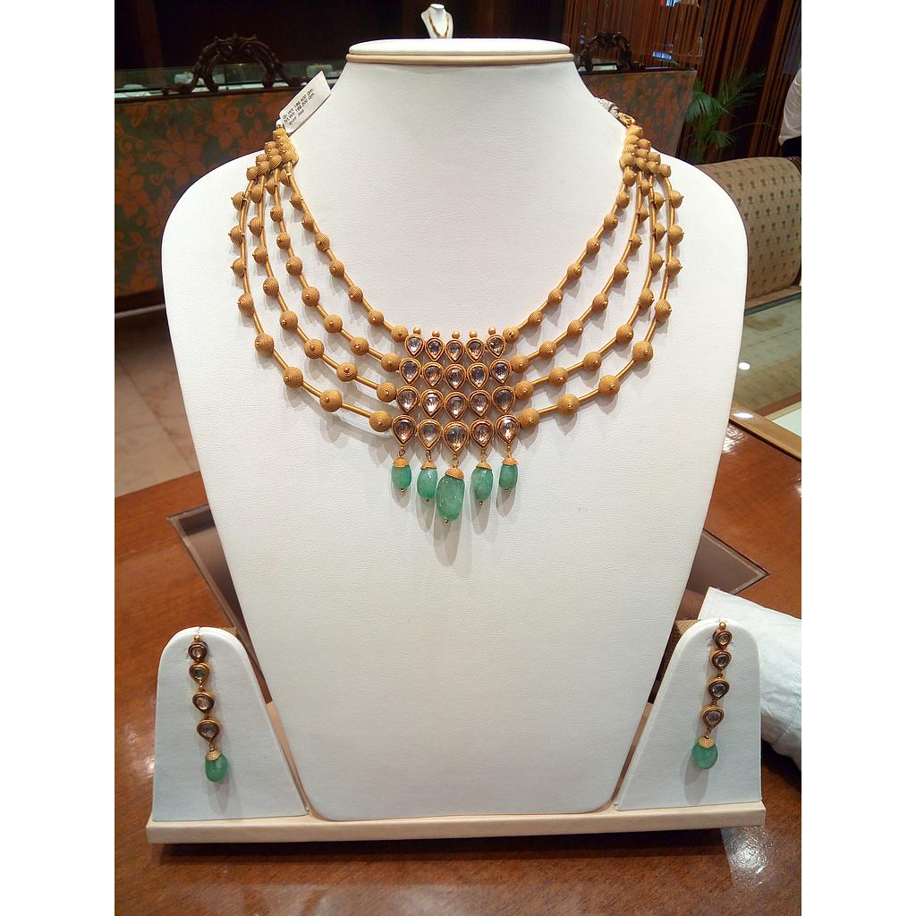 GOLD HALF SET