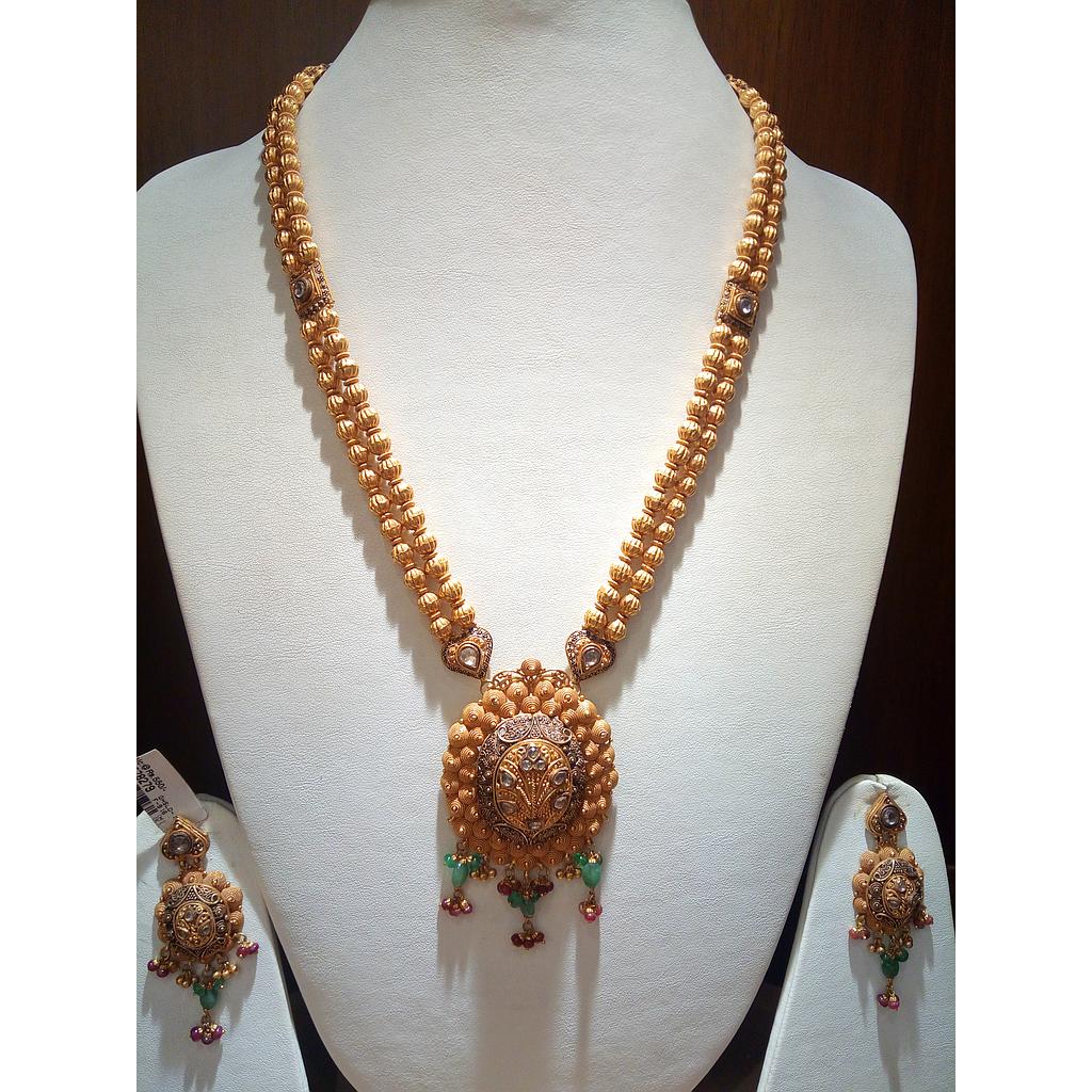 GOLD HALF SET LONG DESIGNER