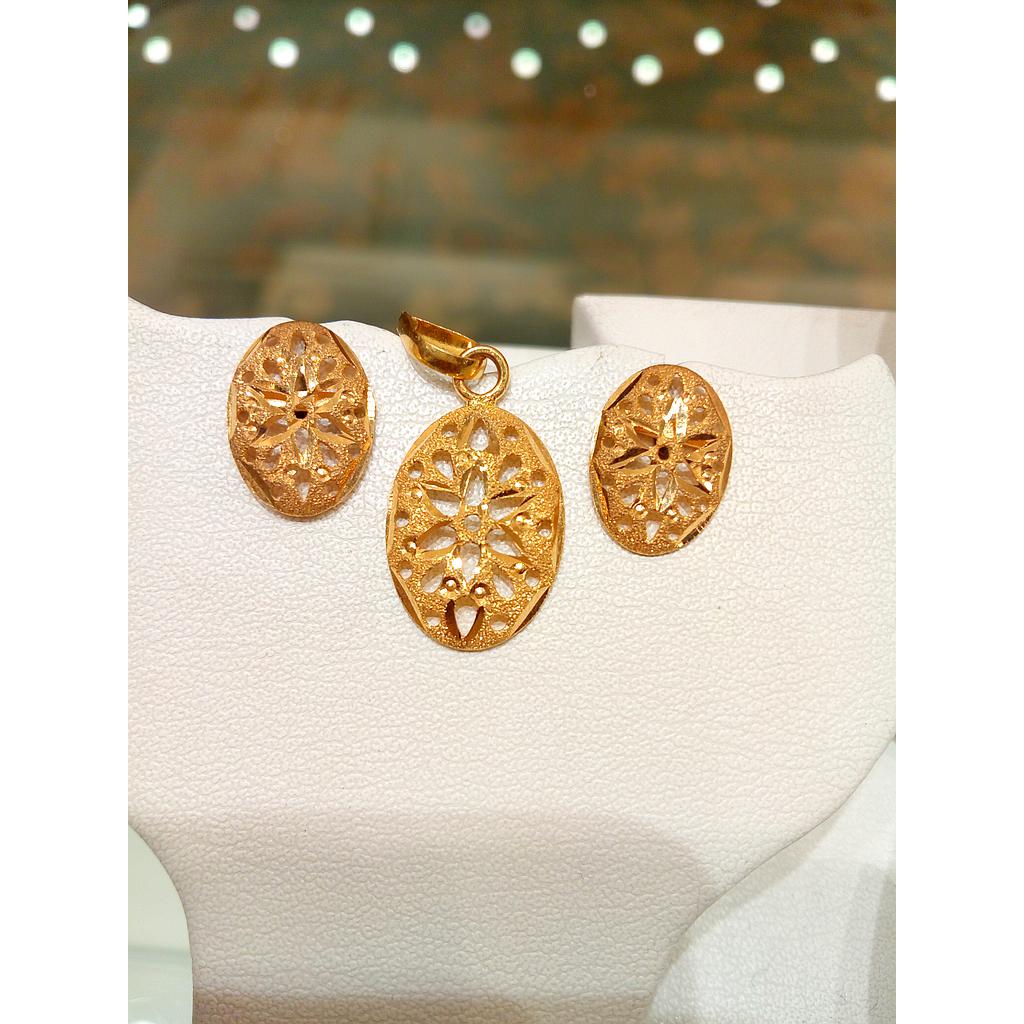 GOLD HALF SET PENDENT CASTING EXCLUSIVE