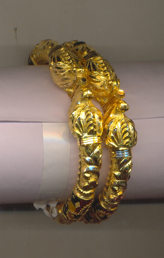 GOLD BANGLE PLAIN FANCY