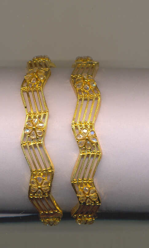 GOLD BANGLE PLAIN FANCY