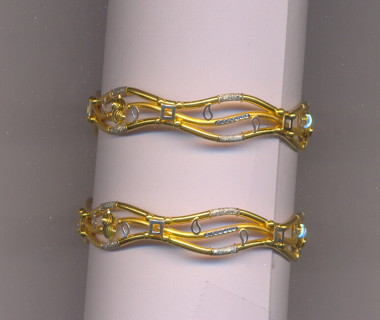 GOLD BANGLE PLAIN FANCY