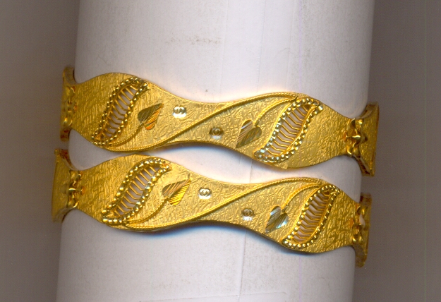 GOLD BANGLE PLAIN FANCY
