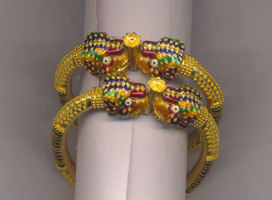GOLD BANGLE PLAIN FANCY