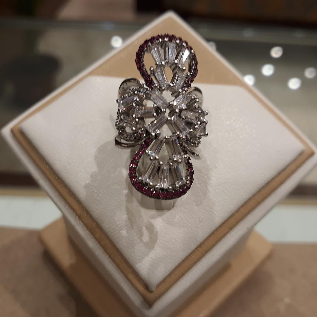 SILVER RING FANCY