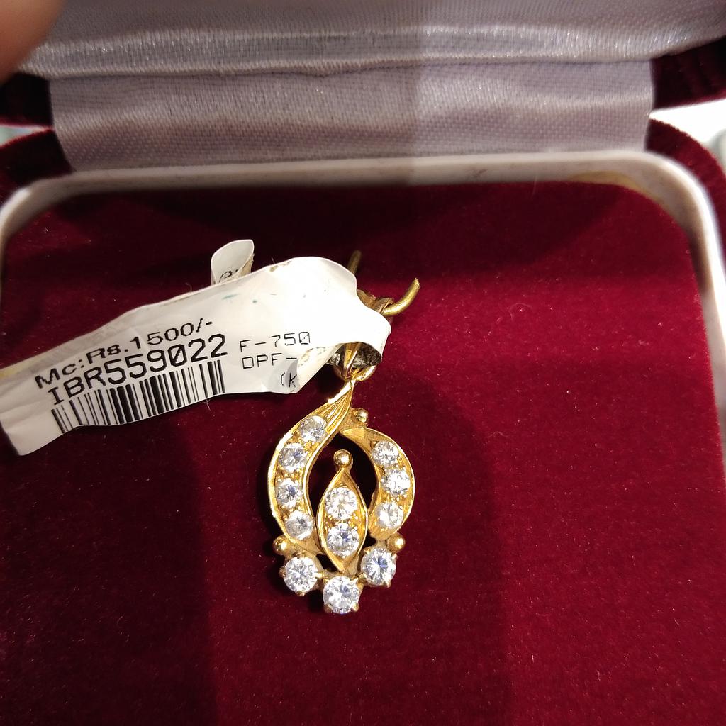 DIAMOND PENDENT FANCY