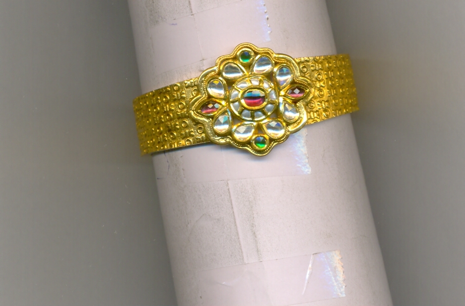 GOLD BANGLE ANTIQUE