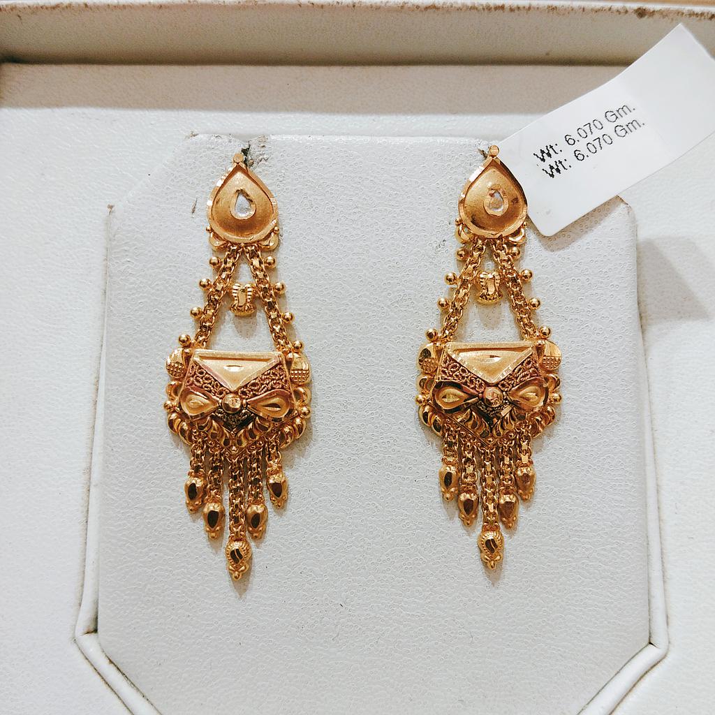 GOLD HANGING PLAIN FANCY