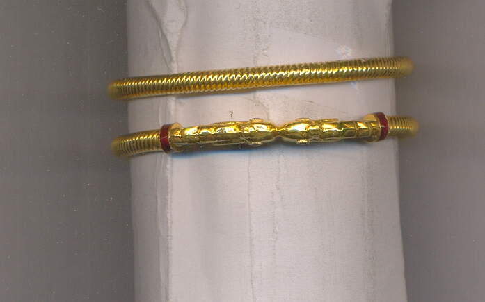 GOLD BANGLE BRONZE GENERAL