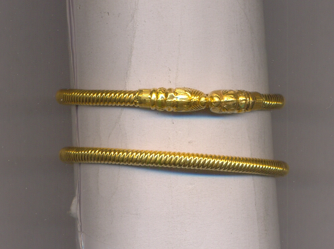 GOLD BANGLE BRONZE GENERAL