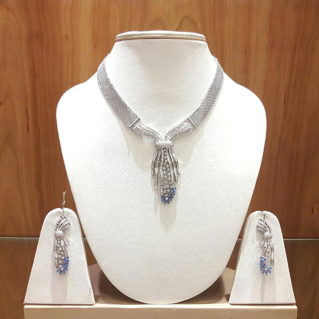 DIAMOND SET PENDENT FANCY