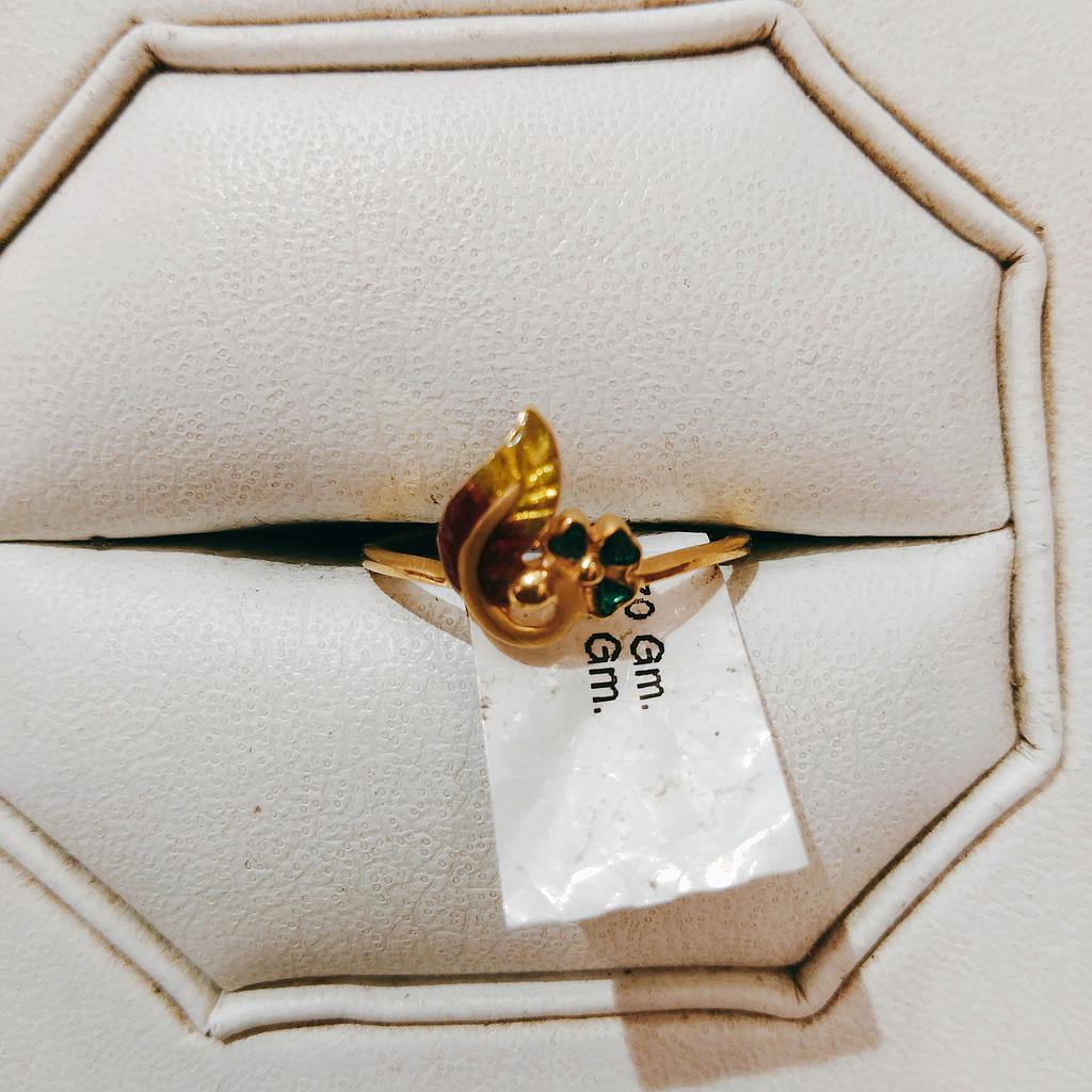 GOLD RING LADIES CASTING EXCLUSIVE