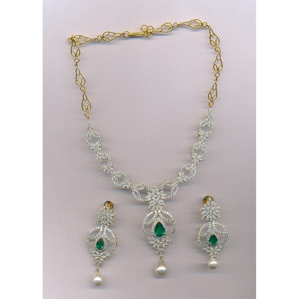 DIAMOND SET
