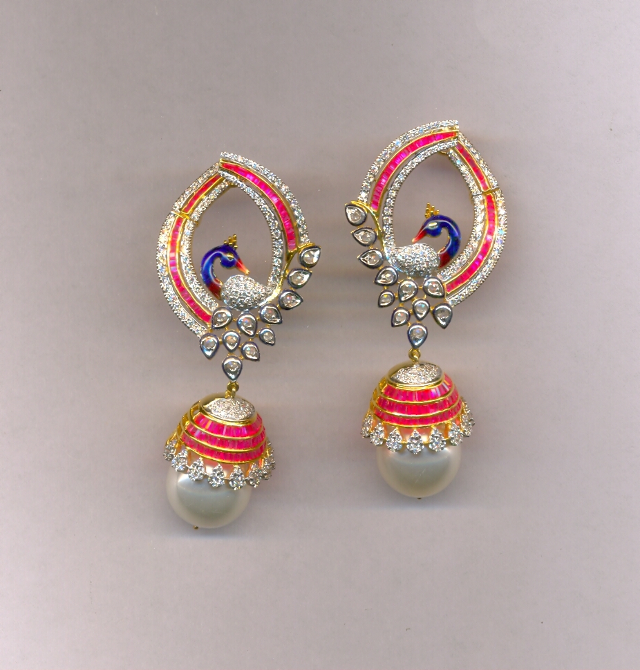 DIAMOND EARHANGING