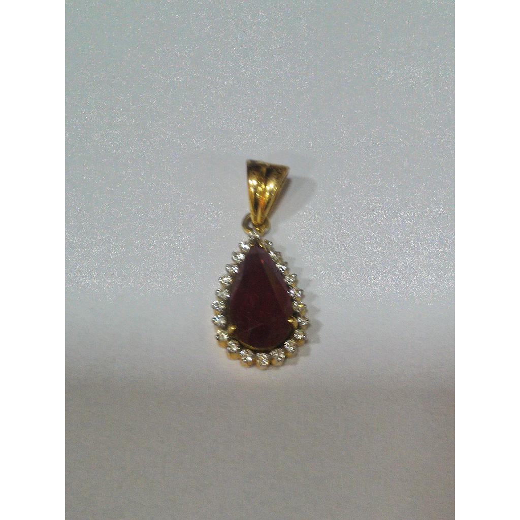 DIAMOND PENDENT