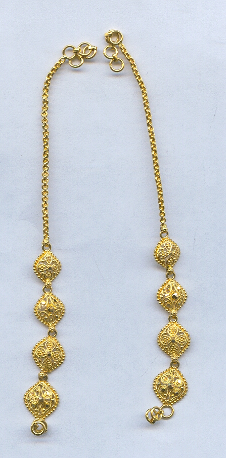 GOLD EARCHAIN