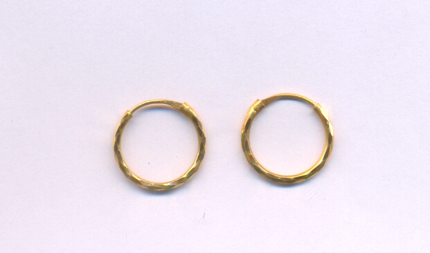 GOLD EARRING