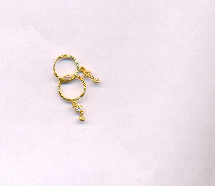 GOLD EARRING