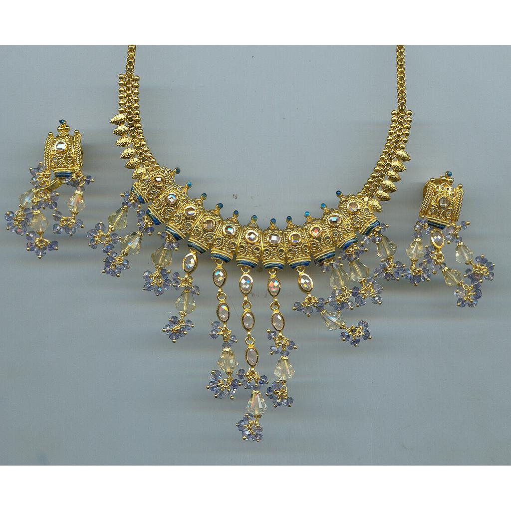 GOLD EARRING