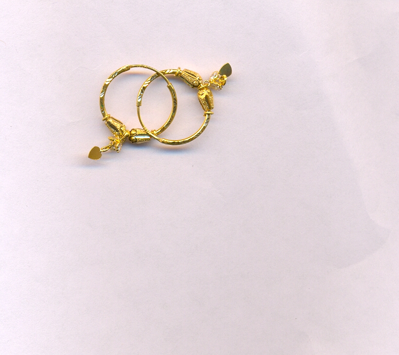 GOLD EARRING