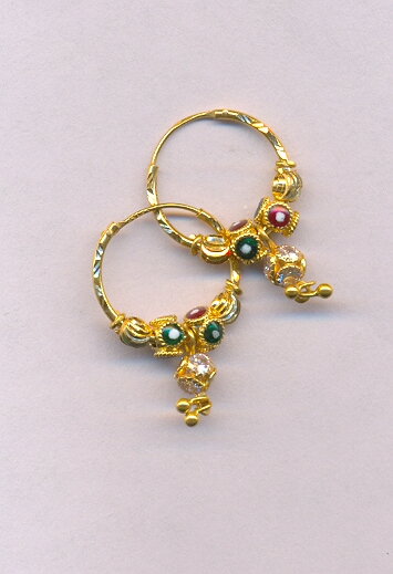 GOLD EARRING