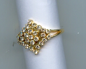 GOLD EARRING