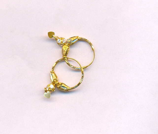 GOLD EARRING