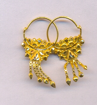 GOLD EARRING