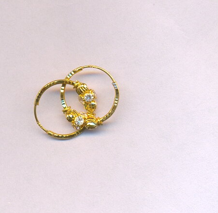 GOLD EARRING