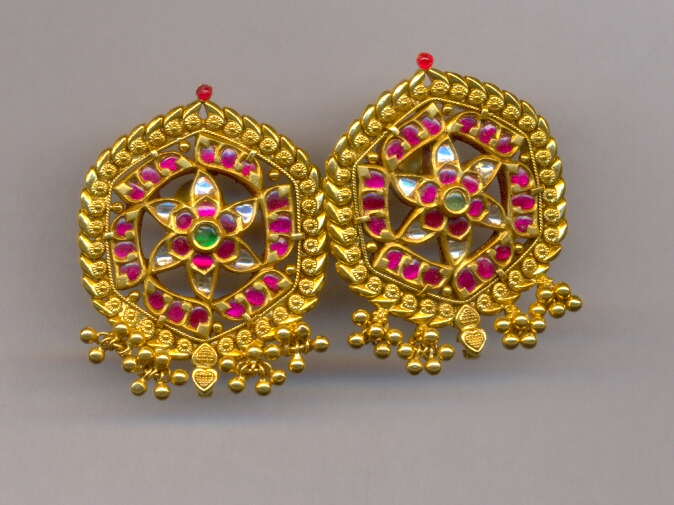 GOLD EARRING ANTIQUE EXCLUSIVE