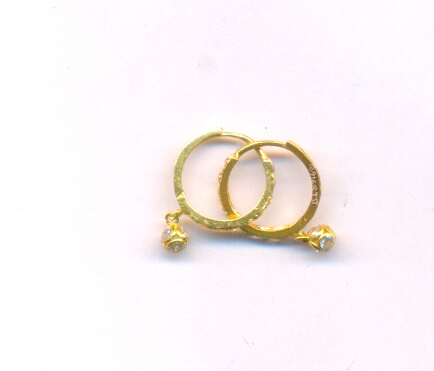 GOLD EARRING CASTING EXCLUSIVE