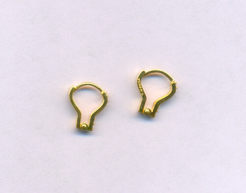 GOLD EARRING CASTING EXCLUSIVE